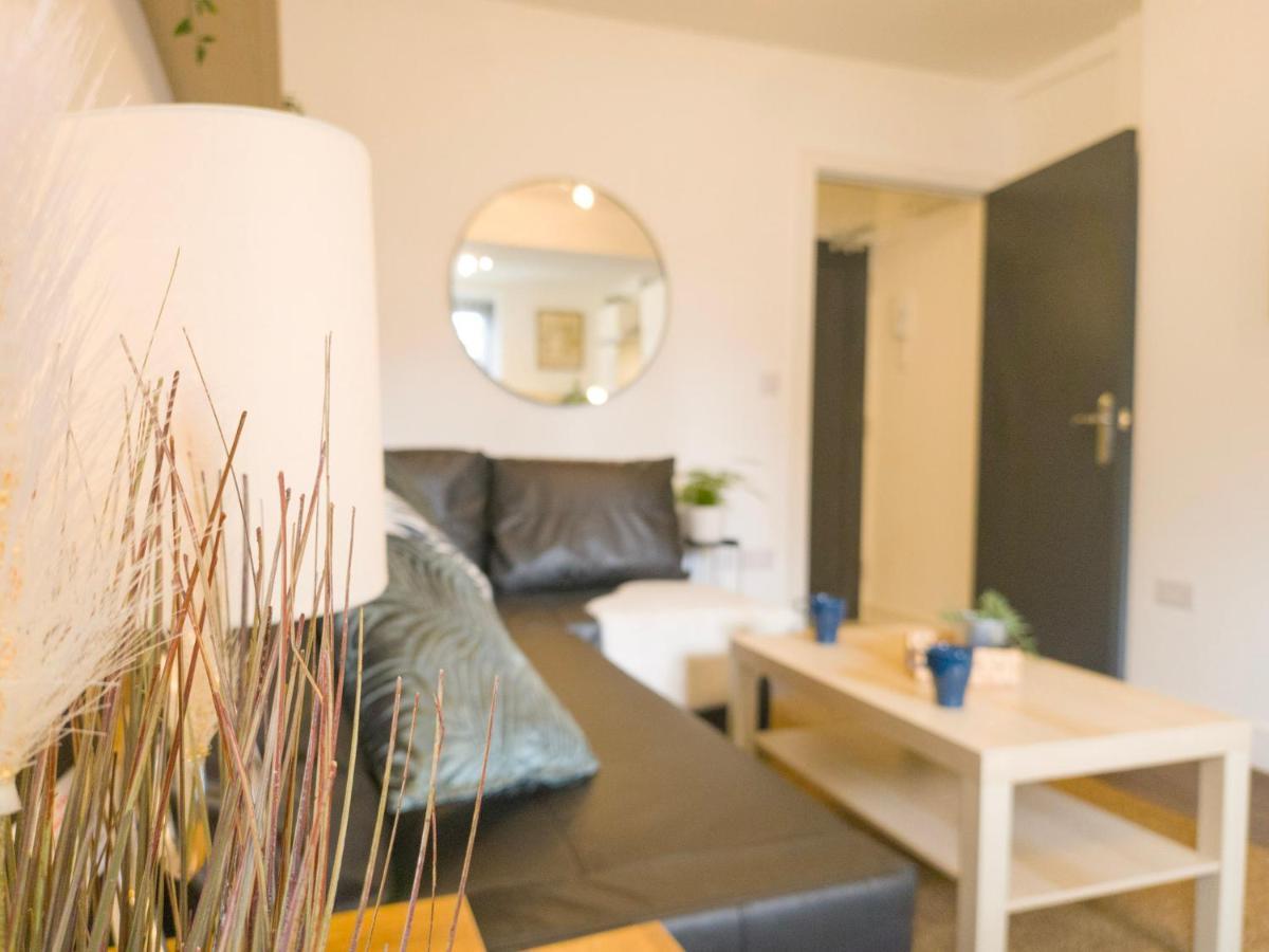 Principality Suites - Two Bed Apartment By Property Promise Cardiff Buitenkant foto