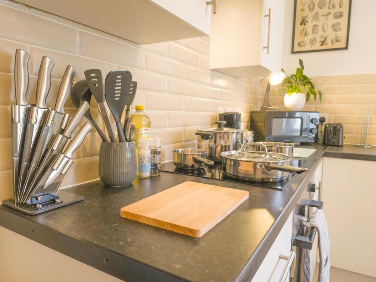 Principality Suites - Two Bed Apartment By Property Promise Cardiff Buitenkant foto