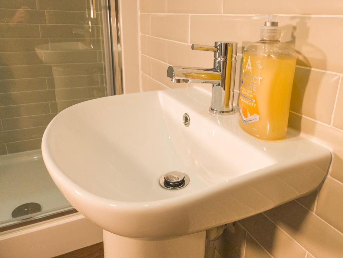 Principality Suites - Two Bed Apartment By Property Promise Cardiff Buitenkant foto