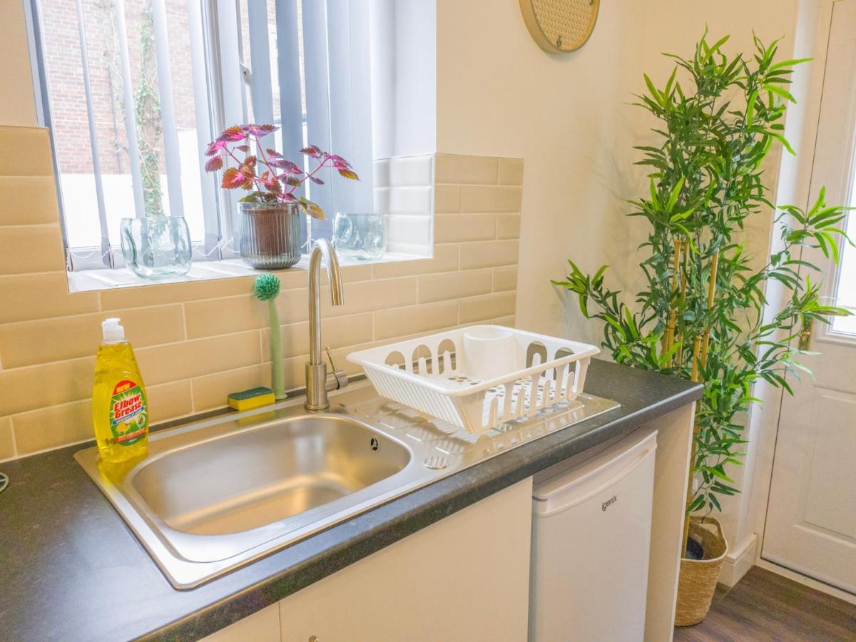 Principality Suites - Two Bed Apartment By Property Promise Cardiff Buitenkant foto